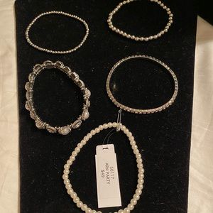 BOGO free- premier designs- 5 piece bracelet set